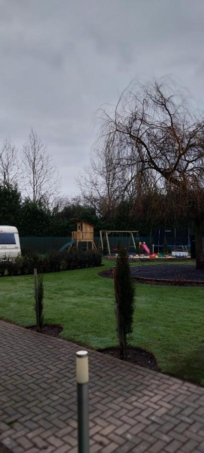 Urlaub Machen Direkt Am Irland Das Kinderparadies In Twisteden Im Grossen Garten Bei Privatleute Fur Maximal Sechs Personen Kevelaer Exterior foto