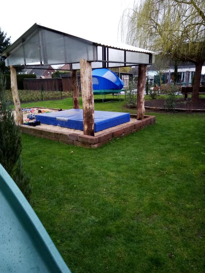 Urlaub Machen Direkt Am Irland Das Kinderparadies In Twisteden Im Grossen Garten Bei Privatleute Fur Maximal Sechs Personen Kevelaer Exterior foto